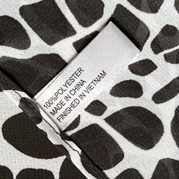 Lot of 4 Scarves: 2 Warm Scarves + 2 Silky Scarves - Picture 5 of 9